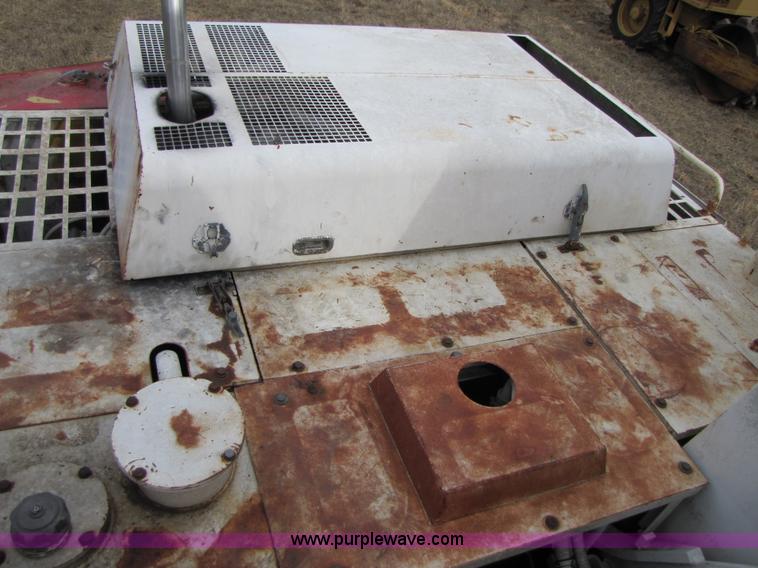 image for item B2181 Link-Belt  LS-2800C Series II excavator