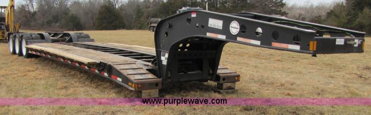 image for item B2182 1999 Fontaine 50 ton detach lowboy trailer