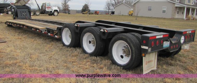 image for item B2182 1999 Fontaine 50 ton detach lowboy trailer
