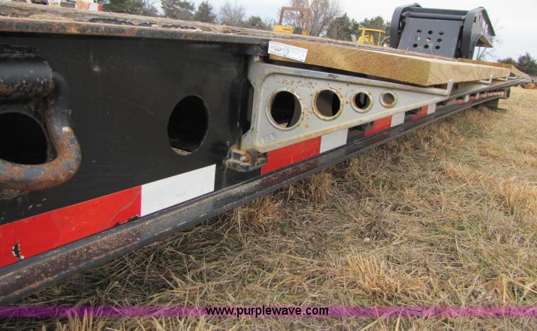 image for item B2182 1999 Fontaine 50 ton detach lowboy trailer