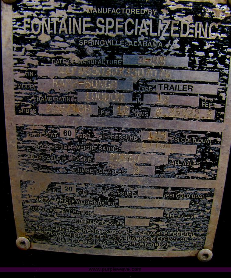 image for item B2182 1999 Fontaine 50 ton detach lowboy trailer