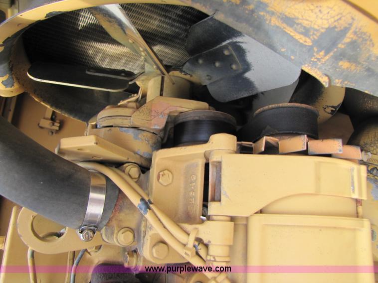 image for item B2183 Case WA60L vibratory sheeps foot roller