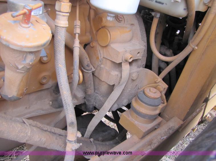 image for item B2183 Case WA60L vibratory sheeps foot roller