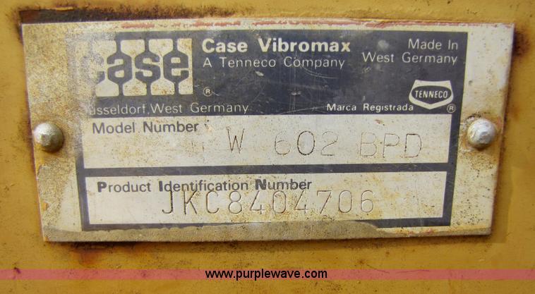 image for item B2183 Case WA60L vibratory sheeps foot roller