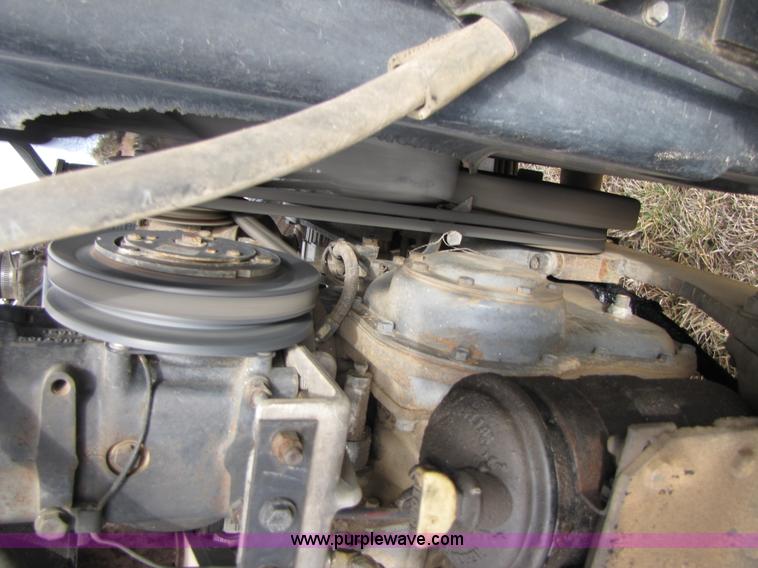 image for item B2184 1985 Mack R686ST dump truck