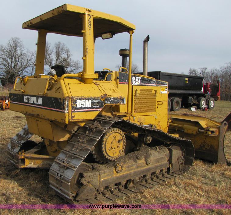 image for item B2185 1997 Caterpillar D5M XL dozer