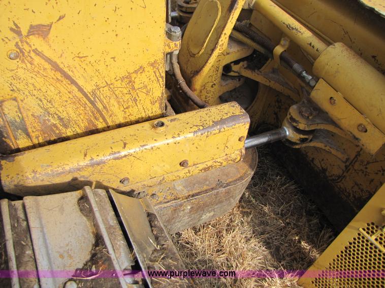 image for item B2185 1997 Caterpillar D5M XL dozer