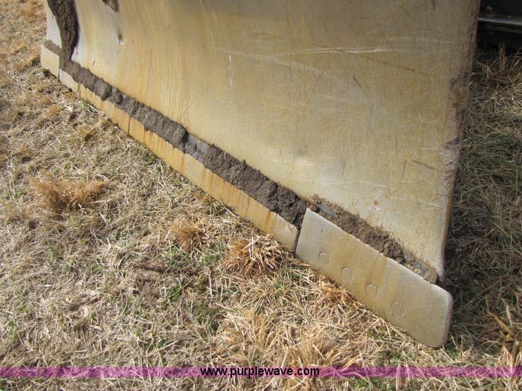 image for item B2185 1997 Caterpillar D5M XL dozer