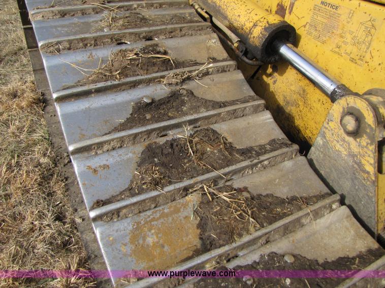 image for item B2185 1997 Caterpillar D5M XL dozer