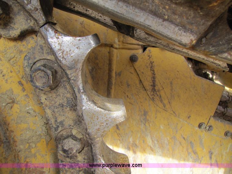 image for item B2185 1997 Caterpillar D5M XL dozer
