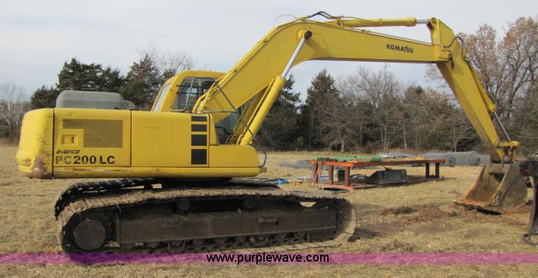 image for item B2186 1996 Komatsu PC200LC-6L excavator