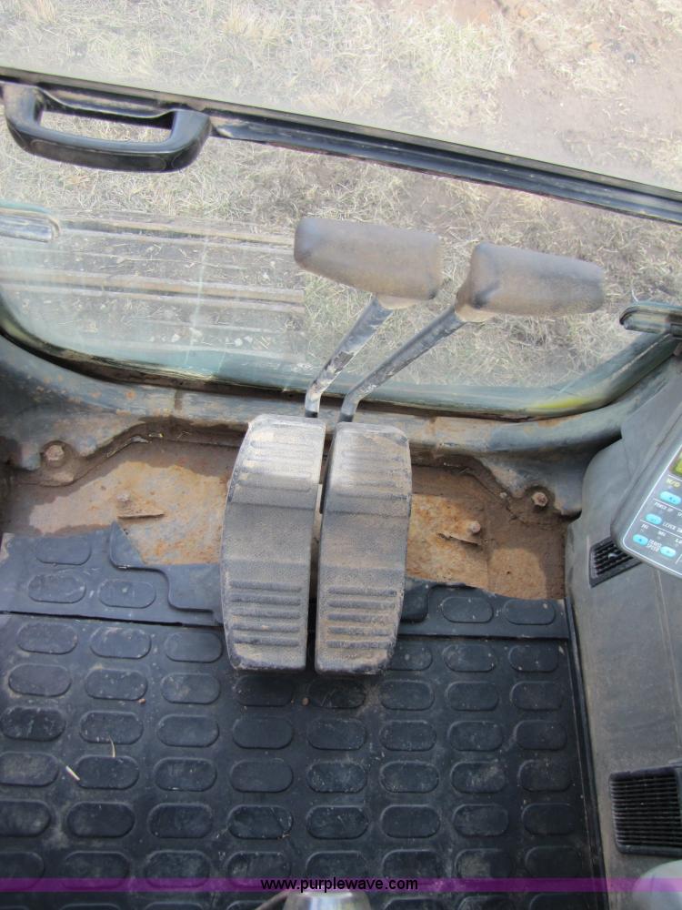 image for item B2186 1996 Komatsu PC200LC-6L excavator