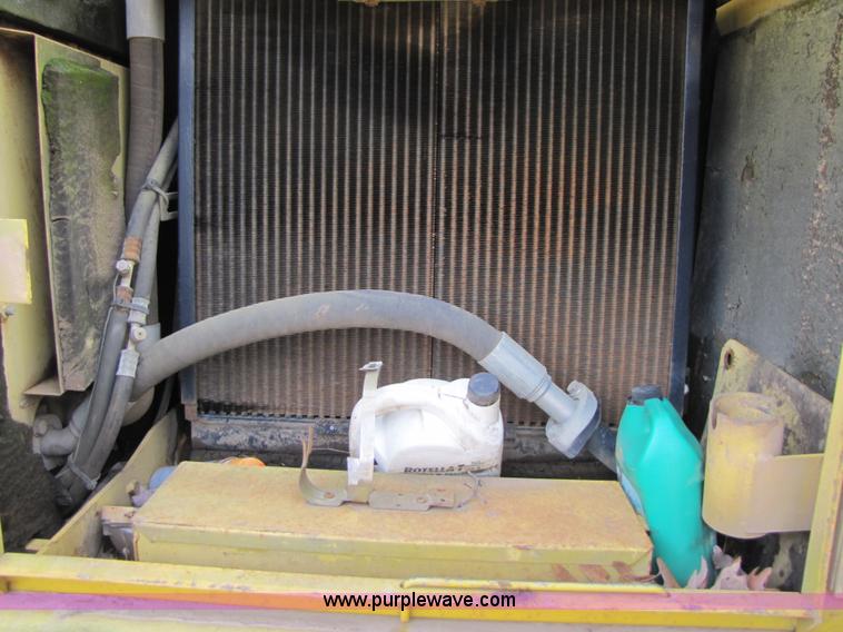 image for item B2186 1996 Komatsu PC200LC-6L excavator