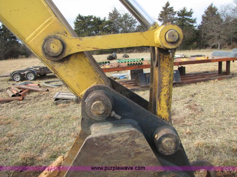 image for item B2186 1996 Komatsu PC200LC-6L excavator