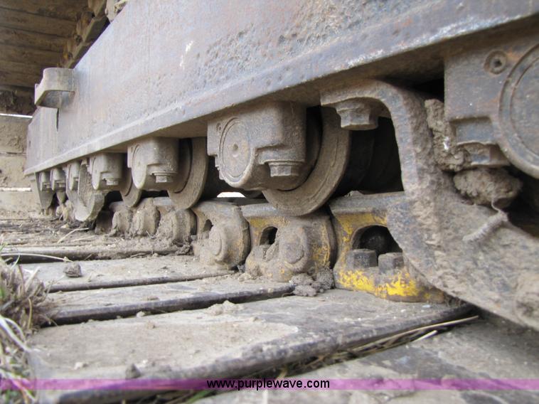 image for item B2186 1996 Komatsu PC200LC-6L excavator