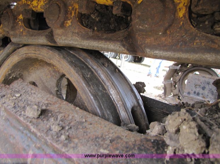 image for item B2186 1996 Komatsu PC200LC-6L excavator