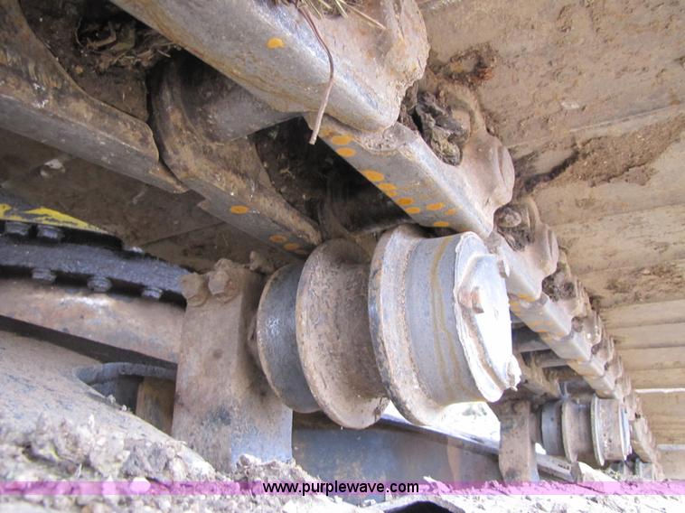 image for item B2186 1996 Komatsu PC200LC-6L excavator