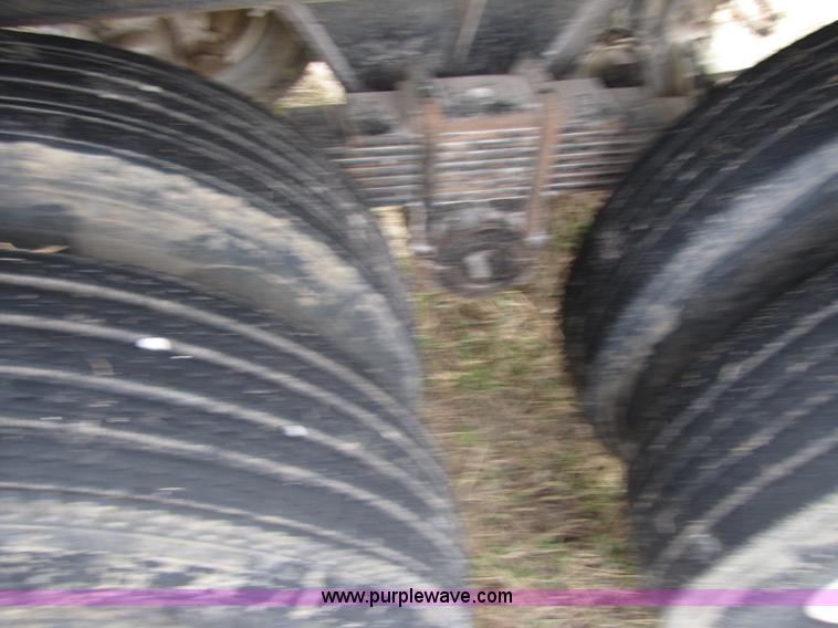 image for item B2187 1982 CMC 22' tandem axle dump trailer