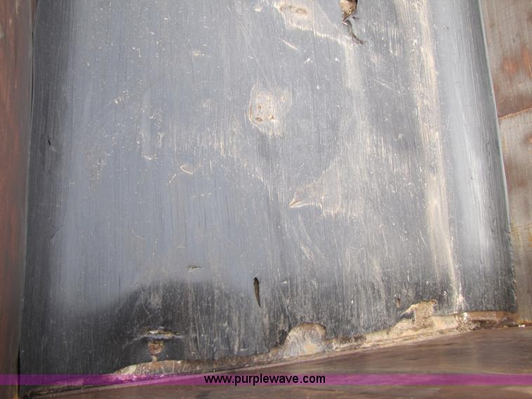 image for item B2187 1982 CMC 22' tandem axle dump trailer