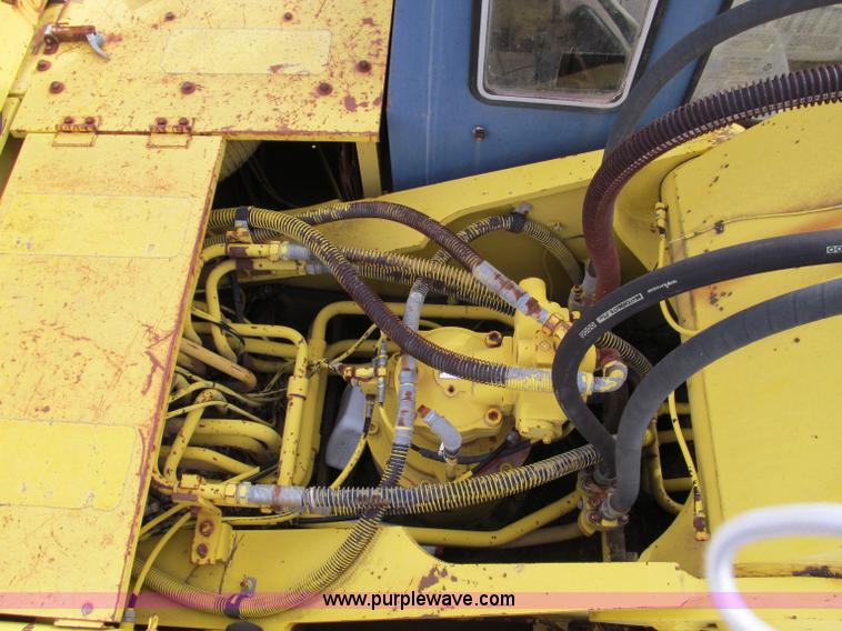 image for item B2189 Kobelco SK300LC-II excavator