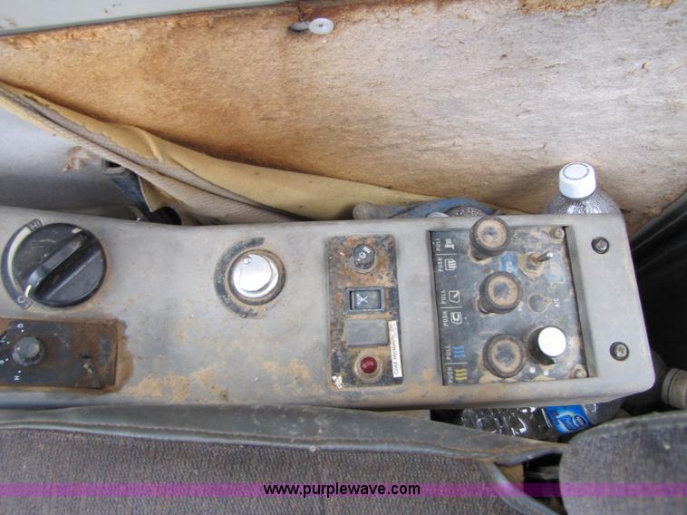 image for item B2192 Kobelco SK300LC Mark IV excavator