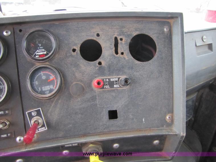 image for item B6190 1989 Mack DMM690EX dump truck