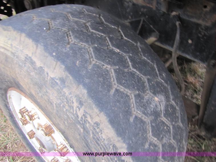 image for item B6190 1989 Mack DMM690EX dump truck