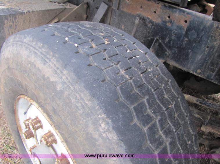 image for item B6190 1989 Mack DMM690EX dump truck