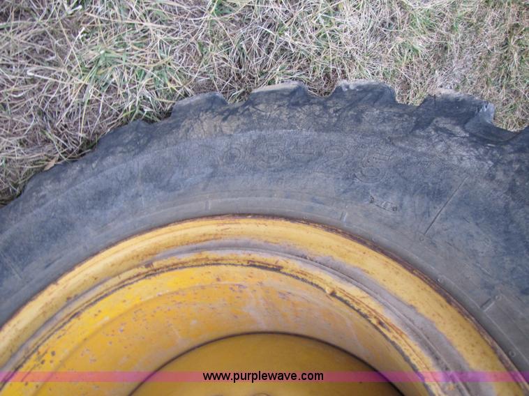 image for item B6191 1992 John Deere 544E articulating wheel loader