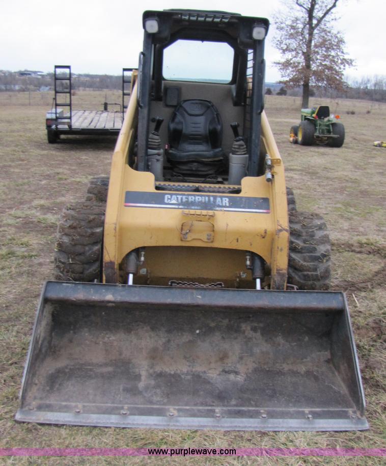 image for item B6192 2003 Caterpillar 236 skid steer