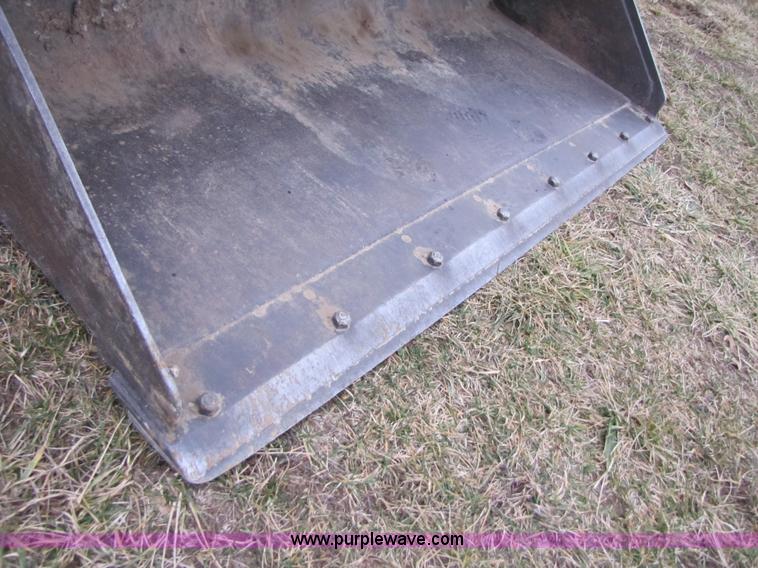 image for item B6192 2003 Caterpillar 236 skid steer