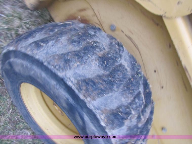 image for item B6192 2003 Caterpillar 236 skid steer