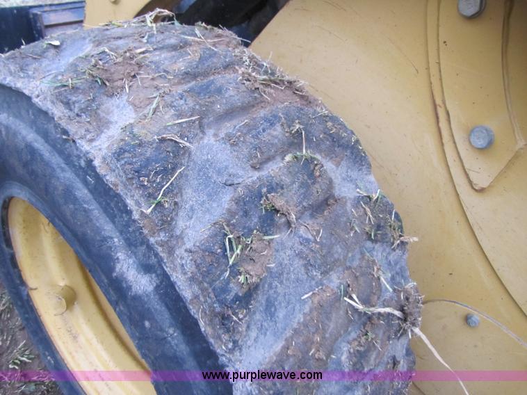 image for item B6192 2003 Caterpillar 236 skid steer