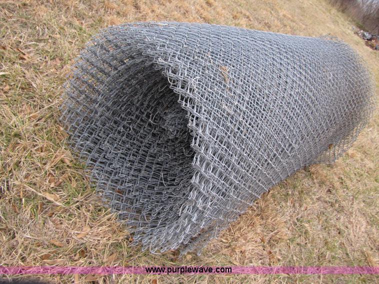 image for item E9592 Chain link fence