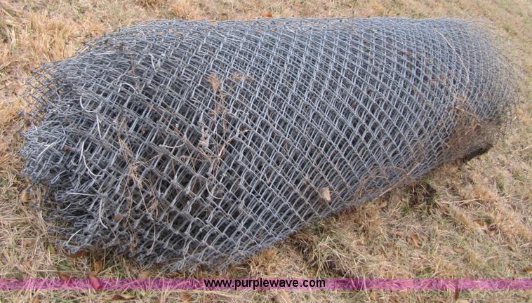 image for item E9592 Chain link fence