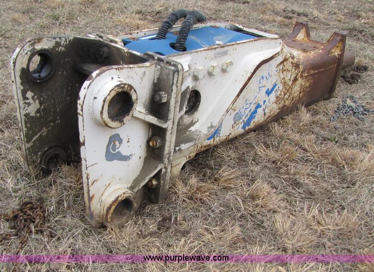 image for item E9593 Murphy KF35QT hydraulic breaker