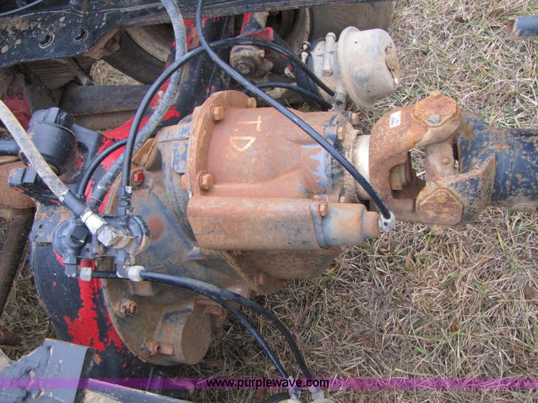 image for item E9602 1989 Ford LTS9000 truck cab and chassis