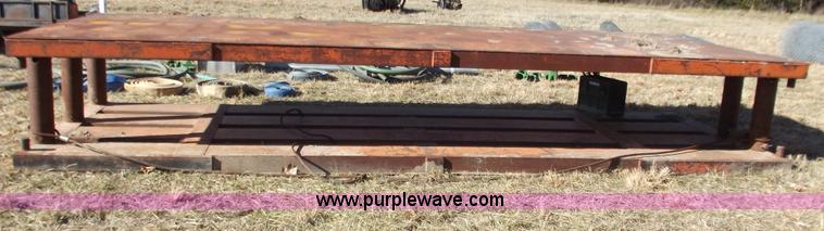 image for item E9618 20' x 8' x 5.5" trench box