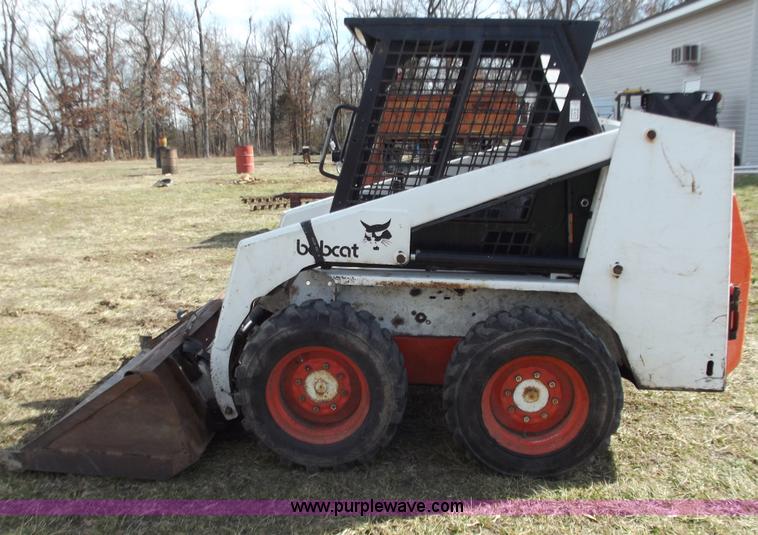 image for item E9631 Bobcat 743 skid steer