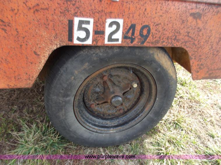 image for item E9632 Sullivan 185CFM air compressor