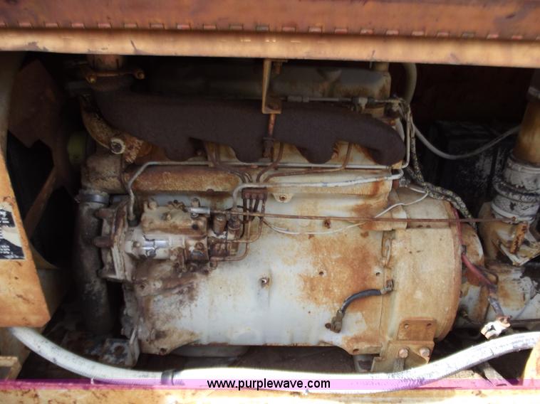 image for item E9632 Sullivan 185CFM air compressor