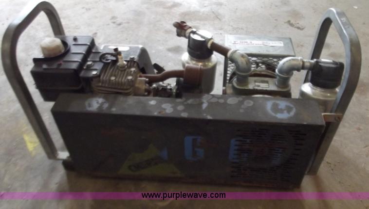 image for item E9649 1995 Cherne vacuum test pump