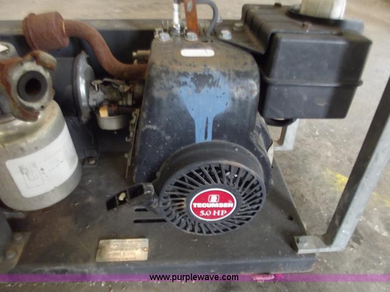 image for item E9649 1995 Cherne vacuum test pump