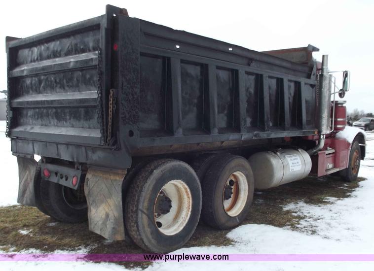 image for item E9676 1987 Peterbilt 377 dump truck