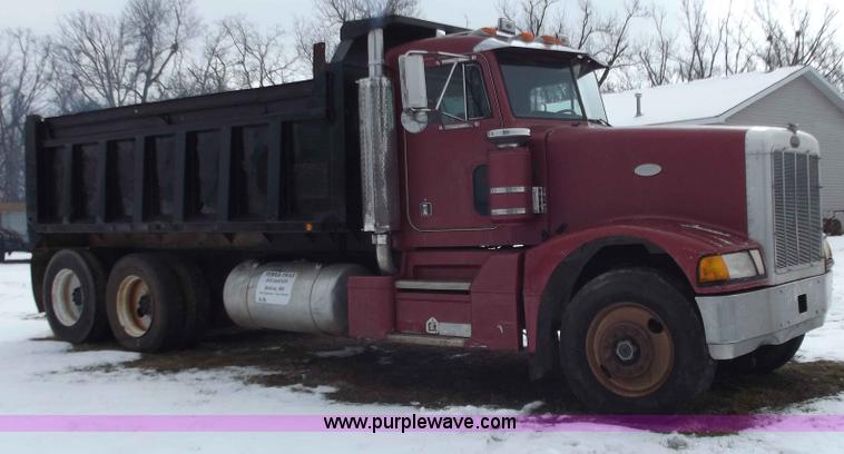 image for item E9676 1987 Peterbilt 377 dump truck