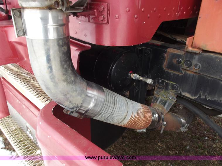 image for item E9676 1987 Peterbilt 377 dump truck