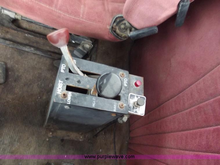 image for item E9676 1987 Peterbilt 377 dump truck