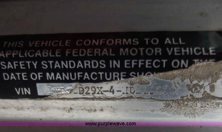 image for item E9676 1987 Peterbilt 377 dump truck