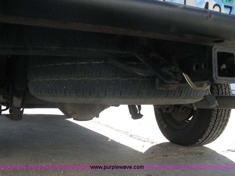 image for item A6073 2003 Chevrolet Silverado 1500 extended cab pickup