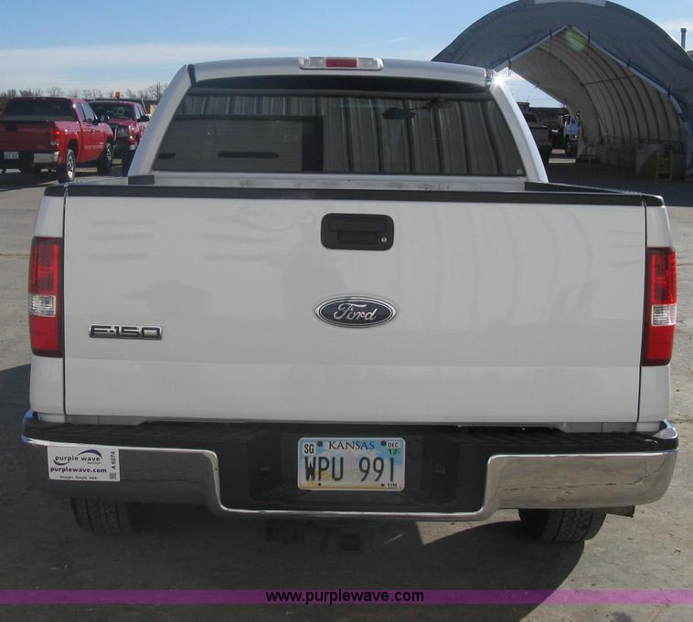 image for item A6074 2005 Ford F150 XLT SuperCrew pickup